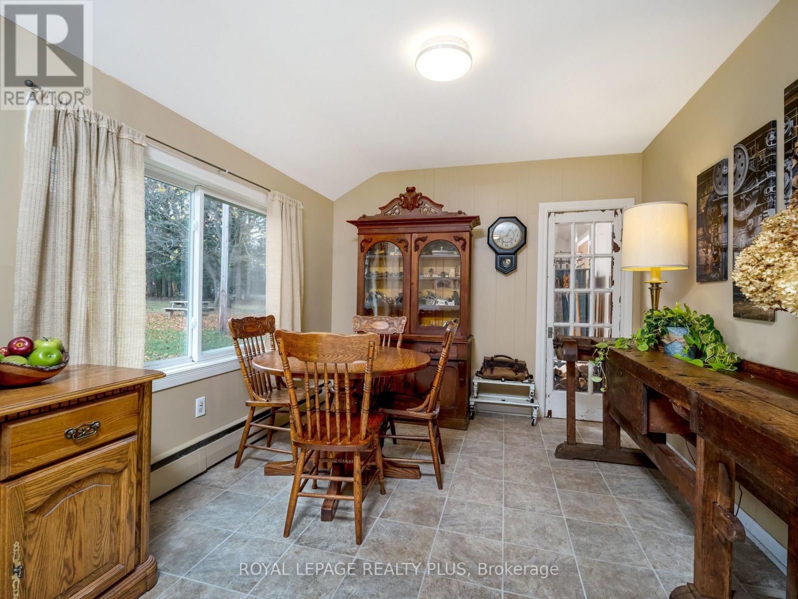 21346 SHAWS CREEK RD