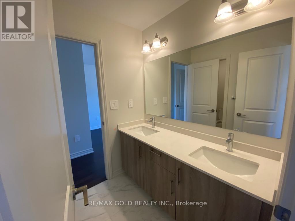 1466 KITCHEN CRT