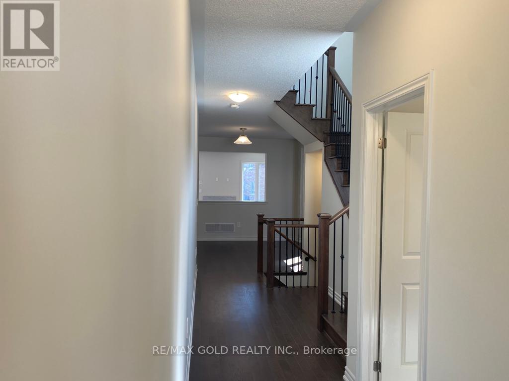 1466 KITCHEN CRT