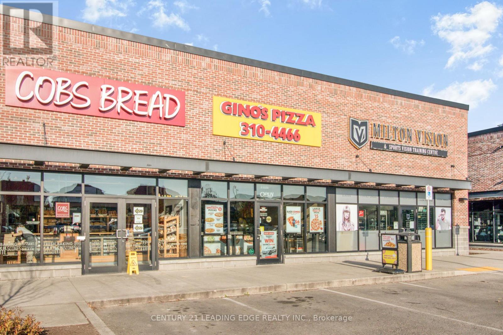 #3 -608 SANTA MARIA BLVD, #3