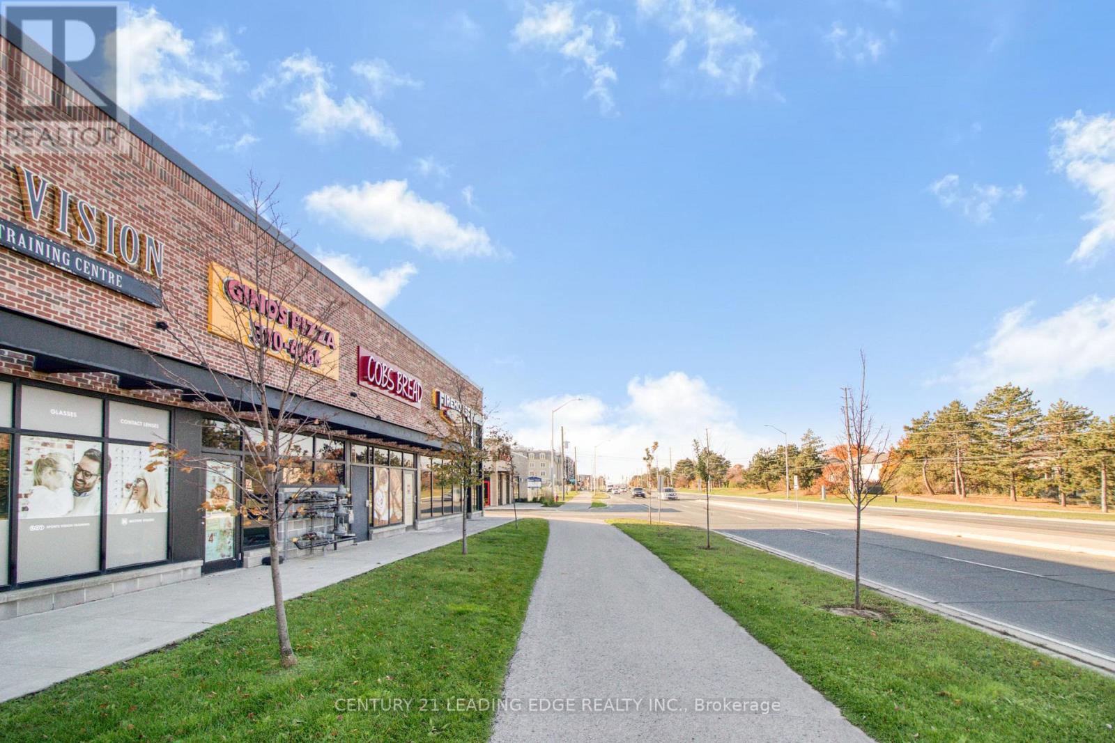 #3 -608 SANTA MARIA BLVD, #3
