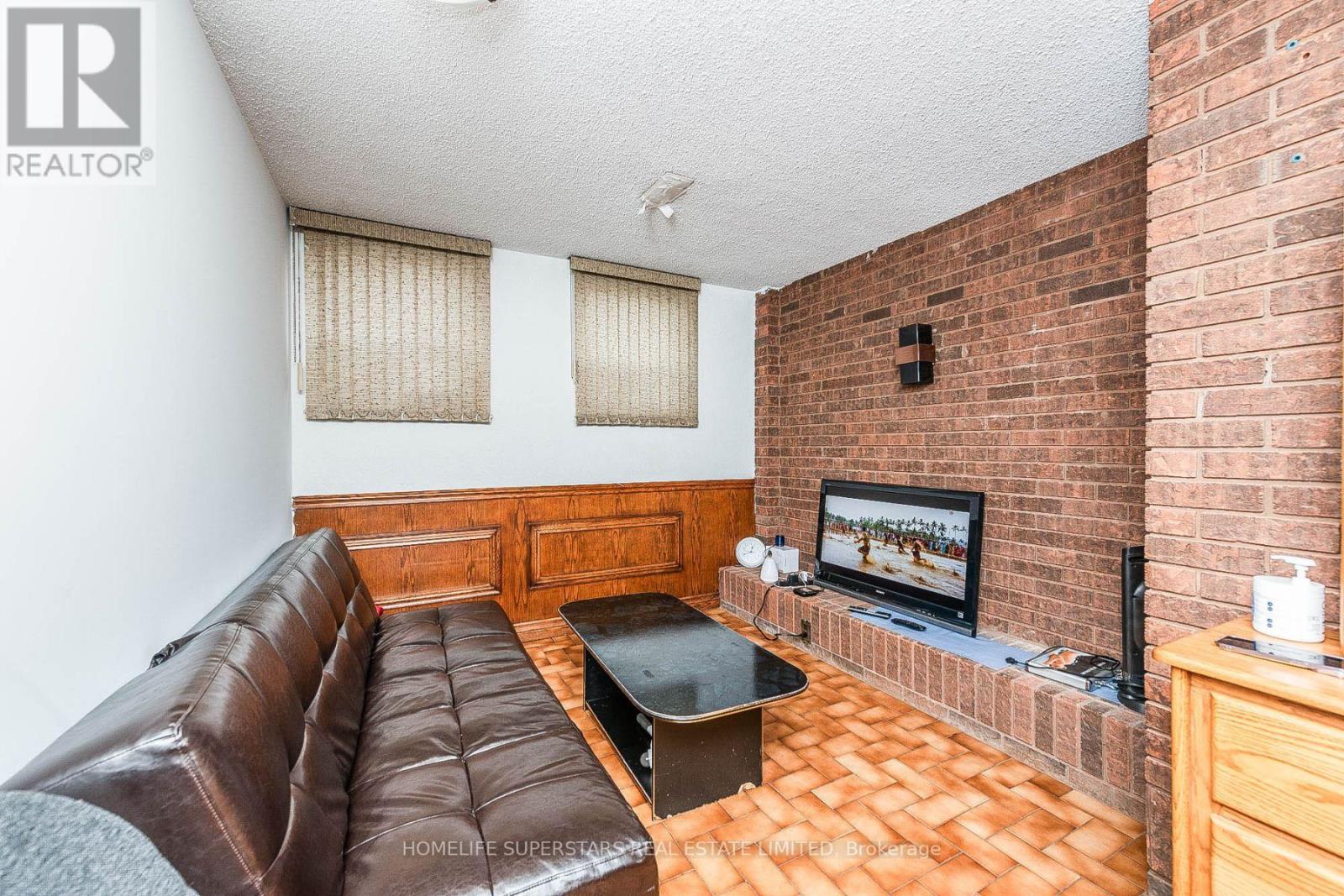 12055 HUMBER STATION RD