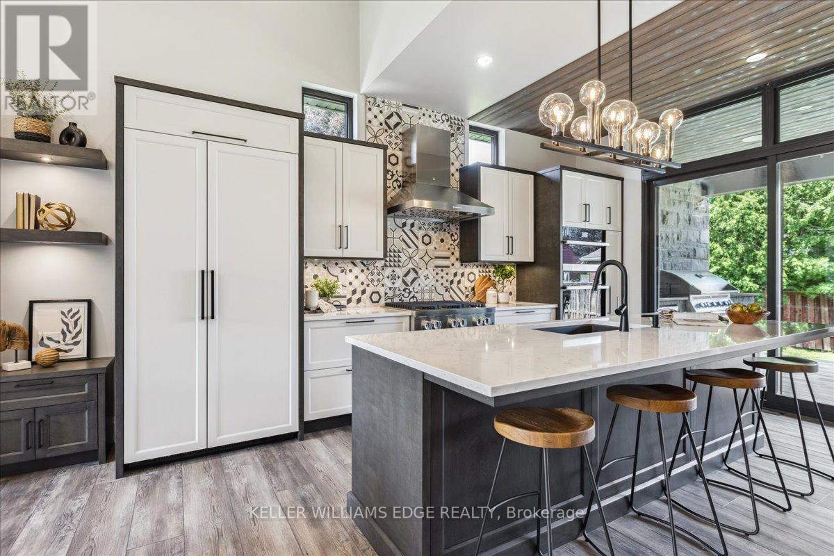 889 PARTRIDGE DR