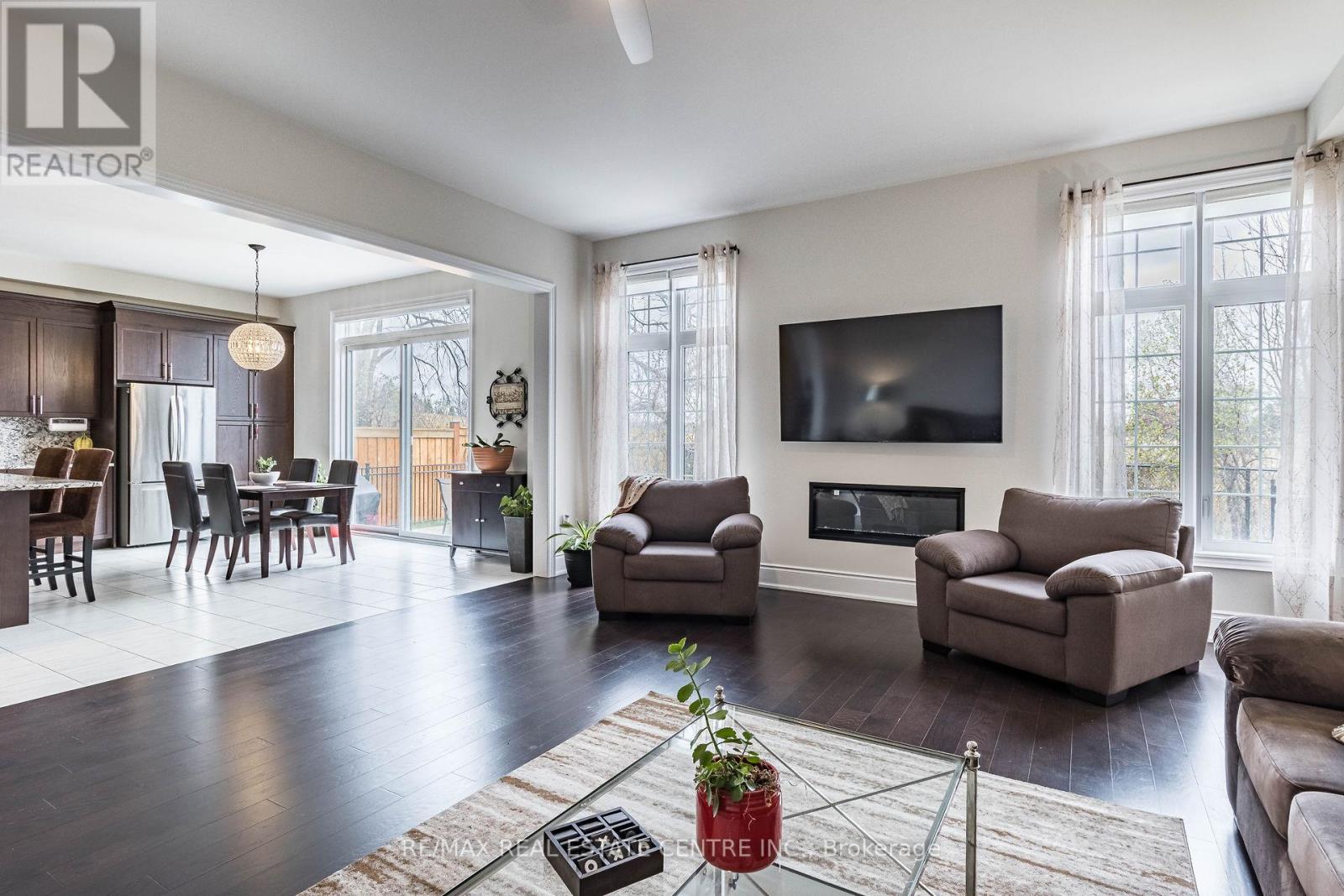 35 ARTHUR GRIFFIN CRES
