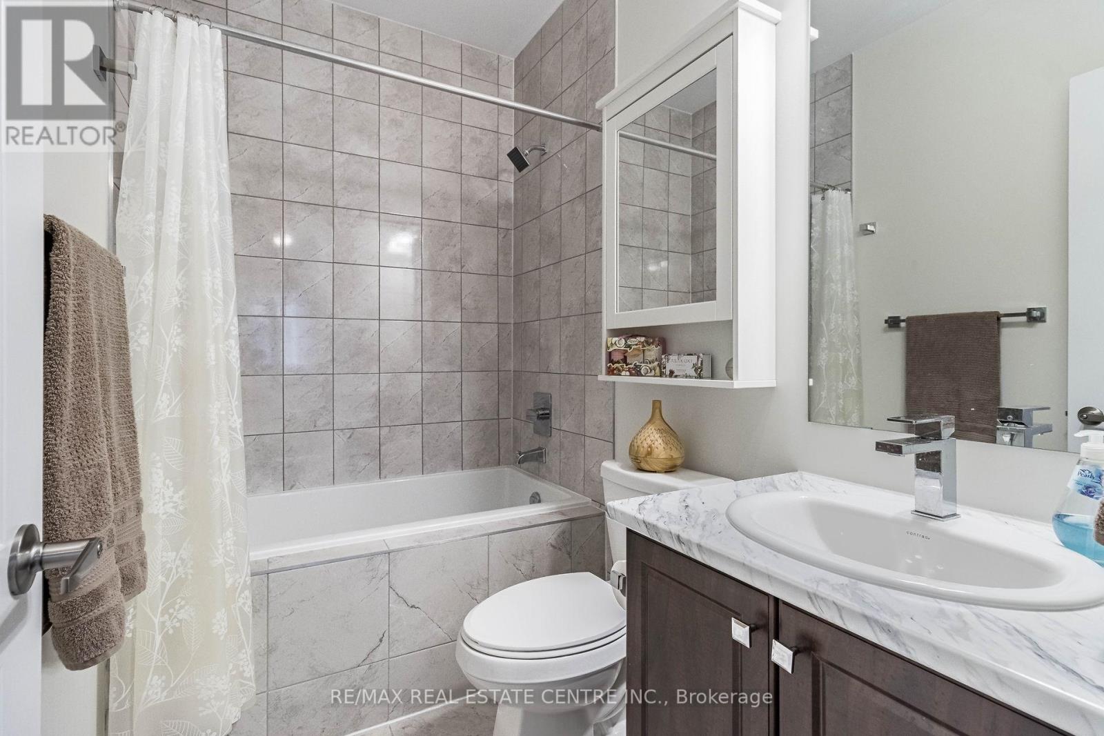 35 ARTHUR GRIFFIN CRES