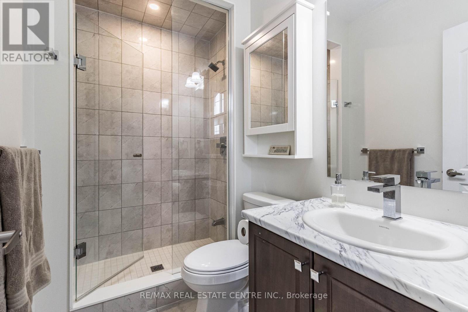 35 ARTHUR GRIFFIN CRES