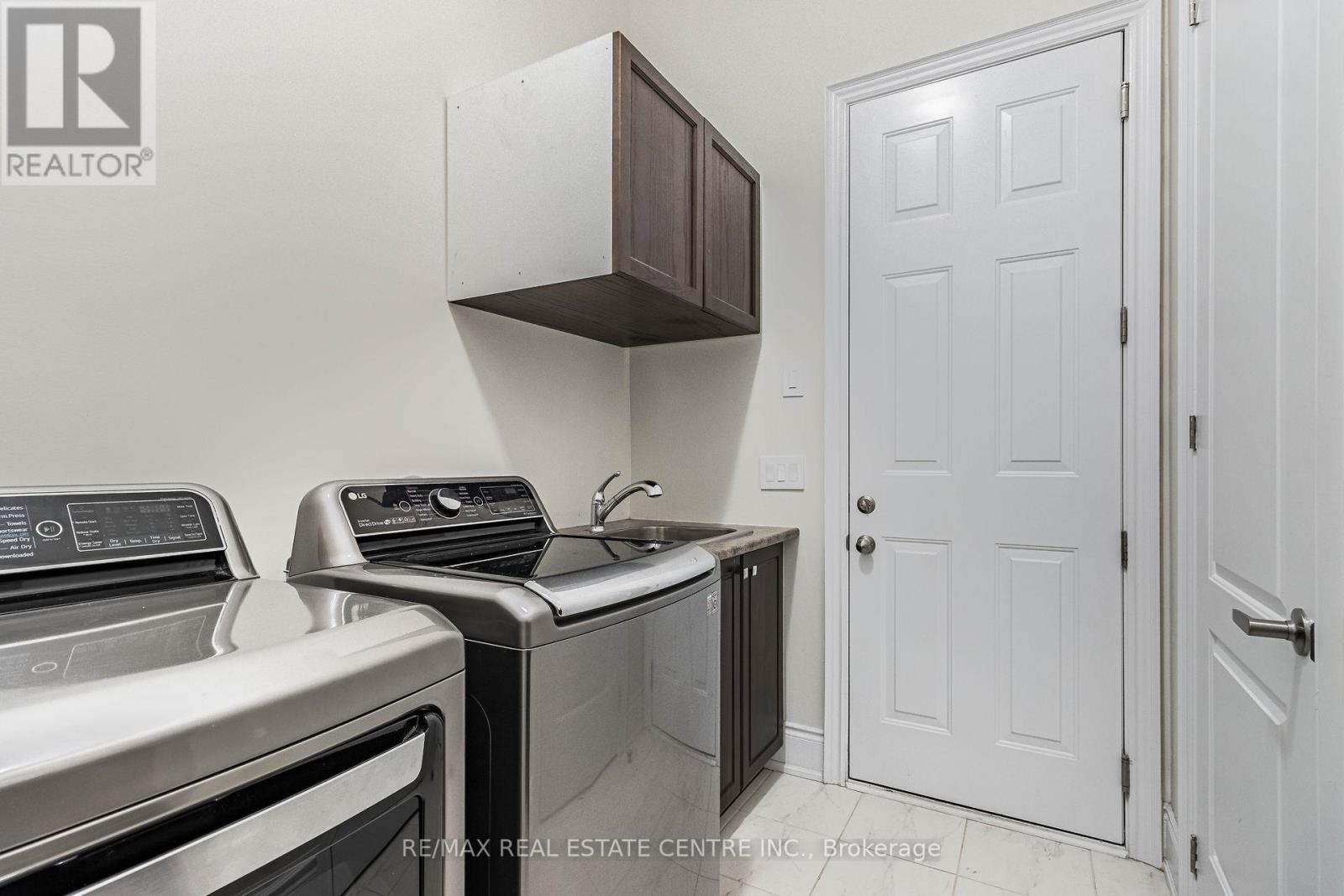 35 ARTHUR GRIFFIN CRES