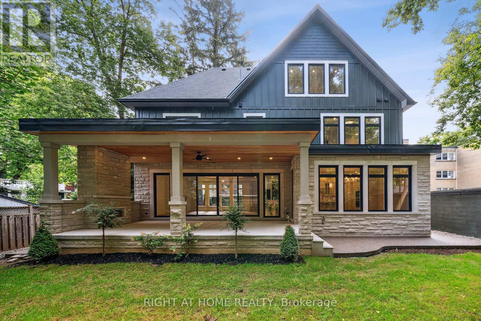 2409 LAKESHORE RD
