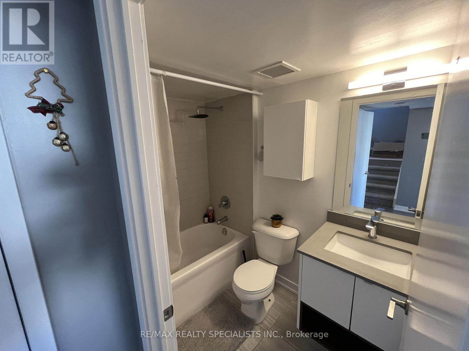 #810 -1133 COOKE BLVD, #810