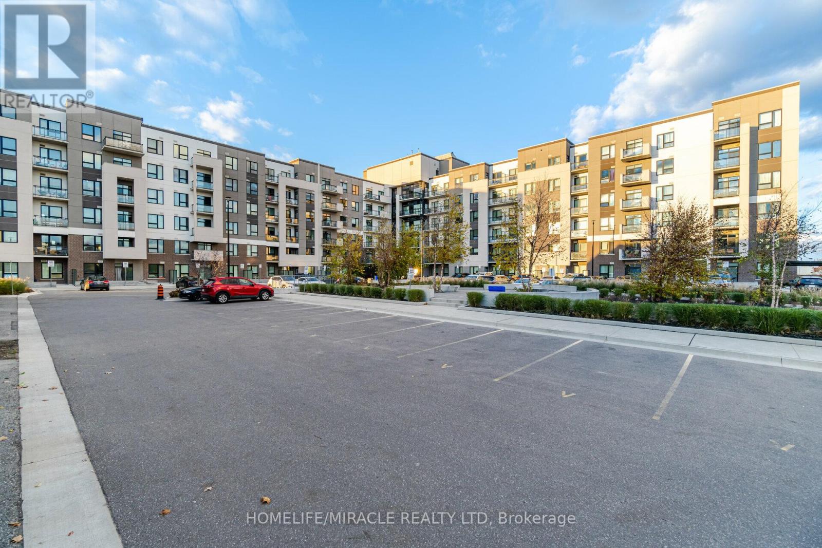#522 -1105 LEGER WAY, #522