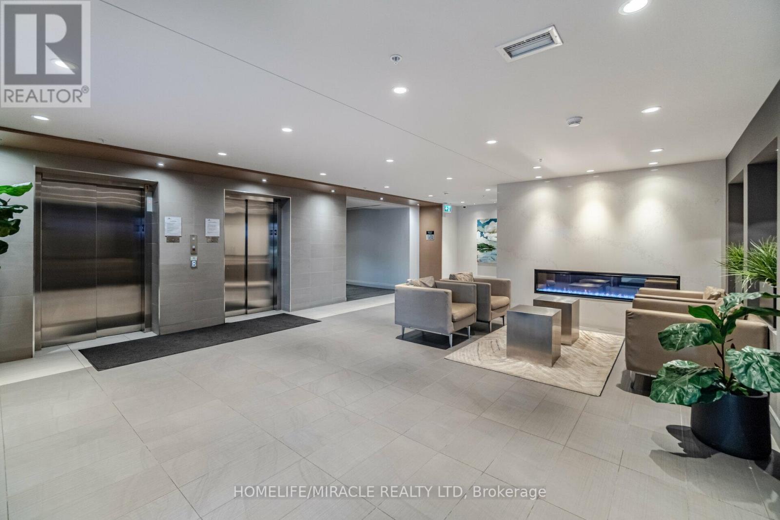 #522 -1105 LEGER WAY, #522