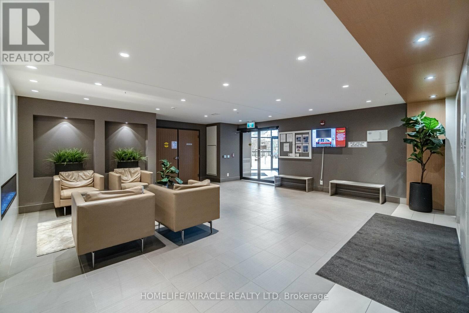 #522 -1105 LEGER WAY, #522