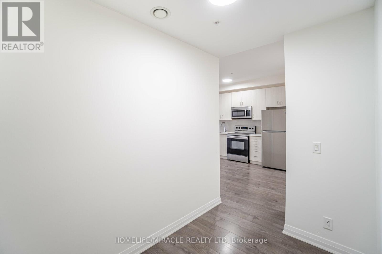 #522 -1105 LEGER WAY, #522