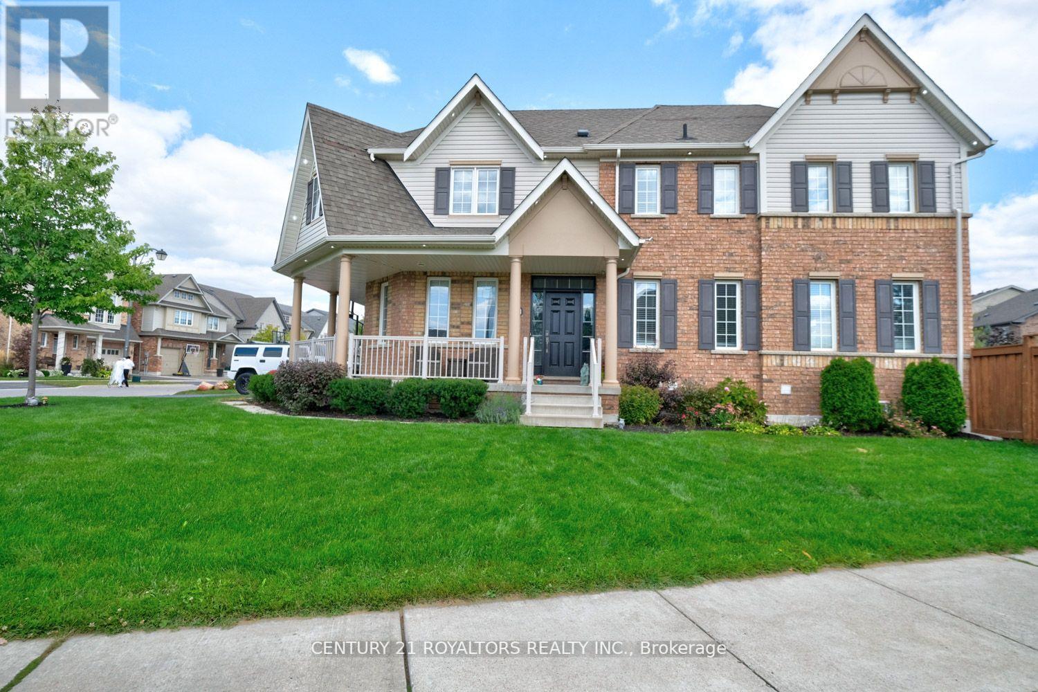 25 AUTUMN ARBOUR RD