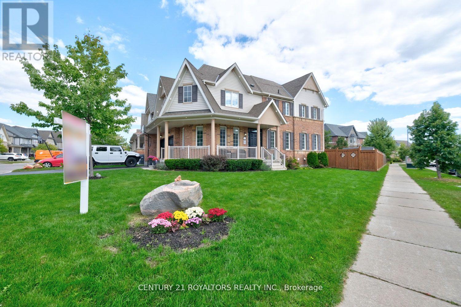 25 AUTUMN ARBOUR RD