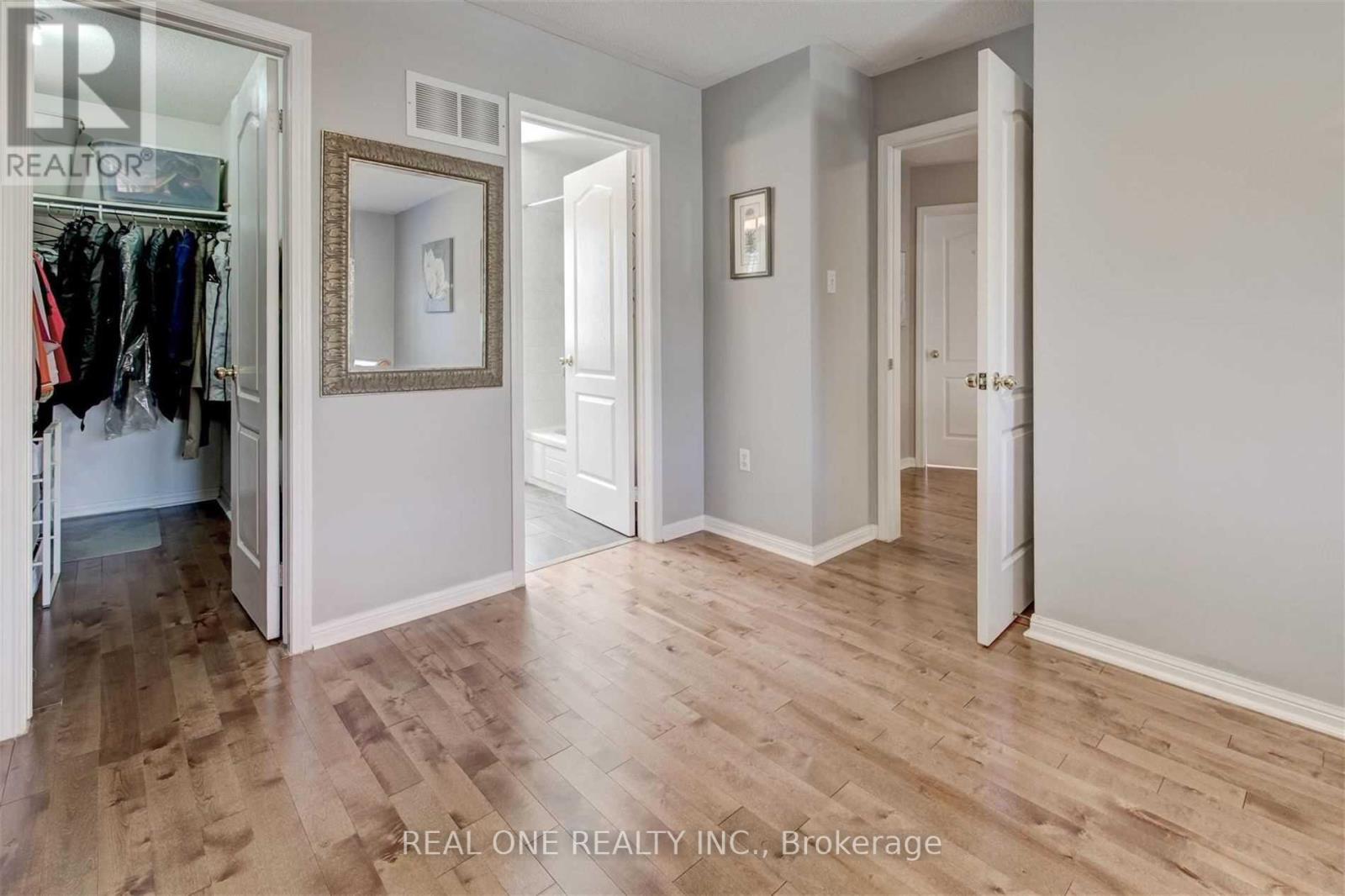 5028 HASWELL LANE