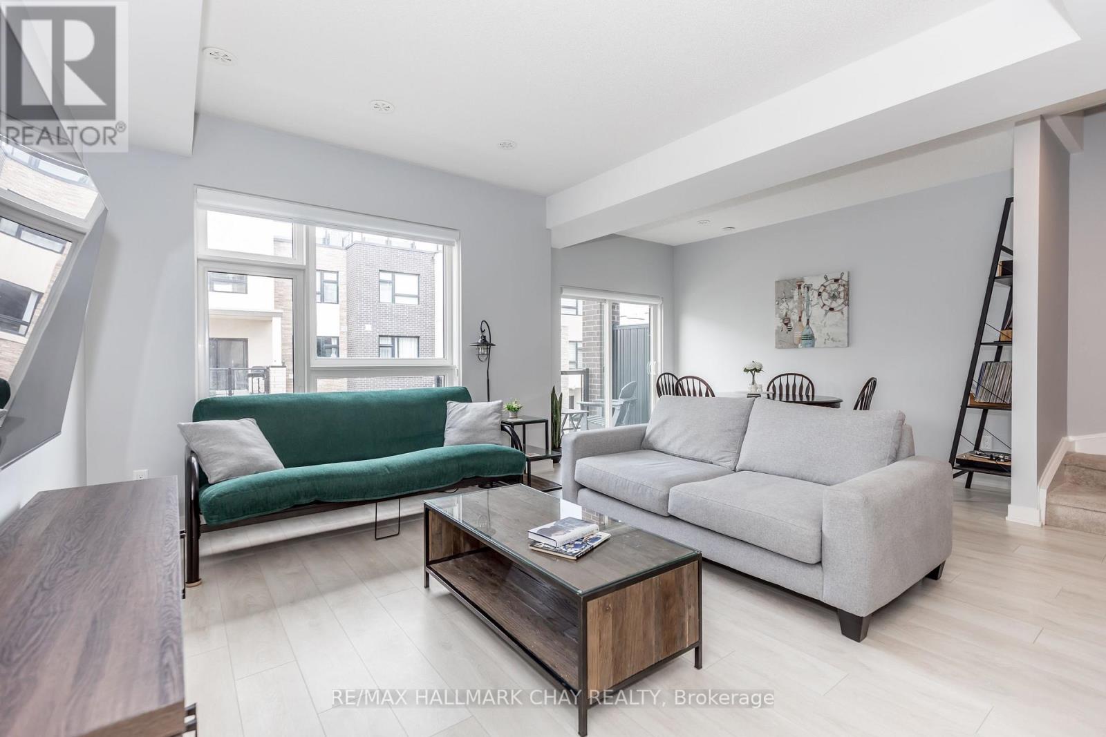 #40 -1121 COOKE BLVD, #40