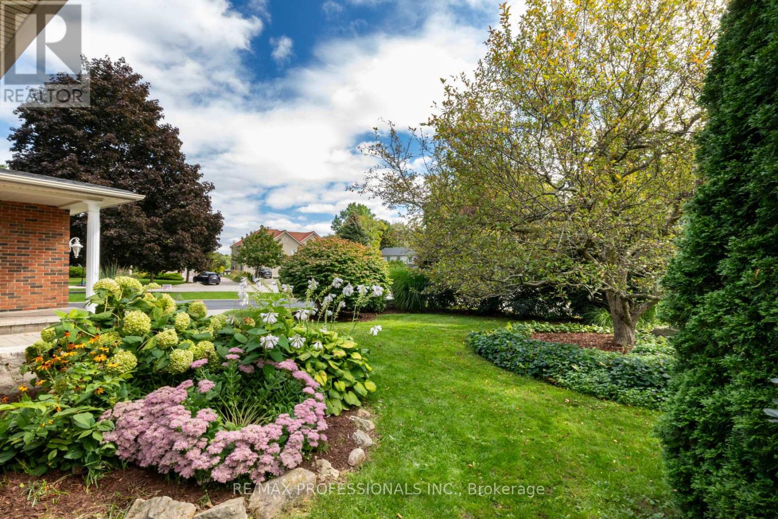 2177 BONFIELD CRT