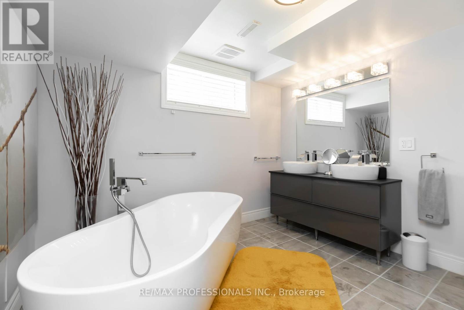 2177 BONFIELD CRT
