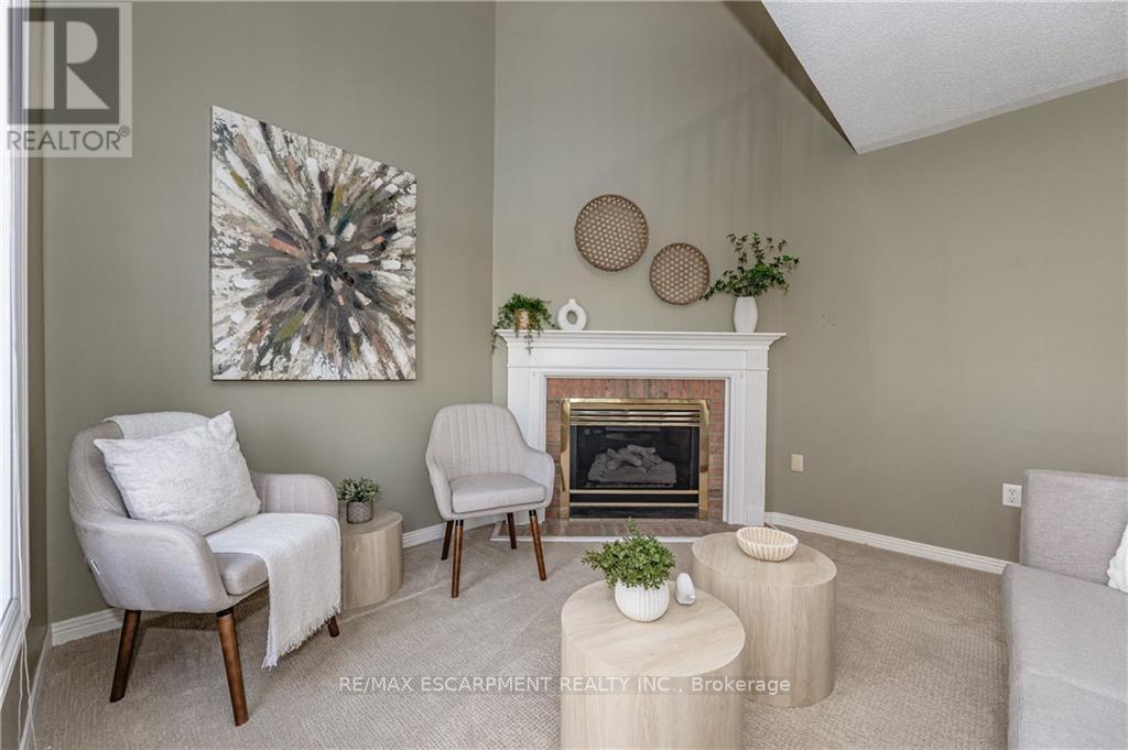 #12 -2103 BERWICK DR, #12