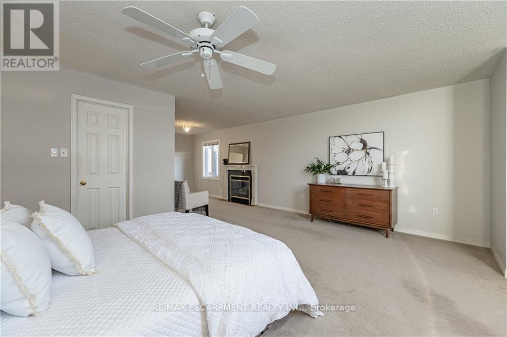 #12 -2103 BERWICK DR, #12