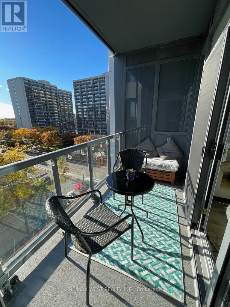 #609 -500 BROCK AVE, #609