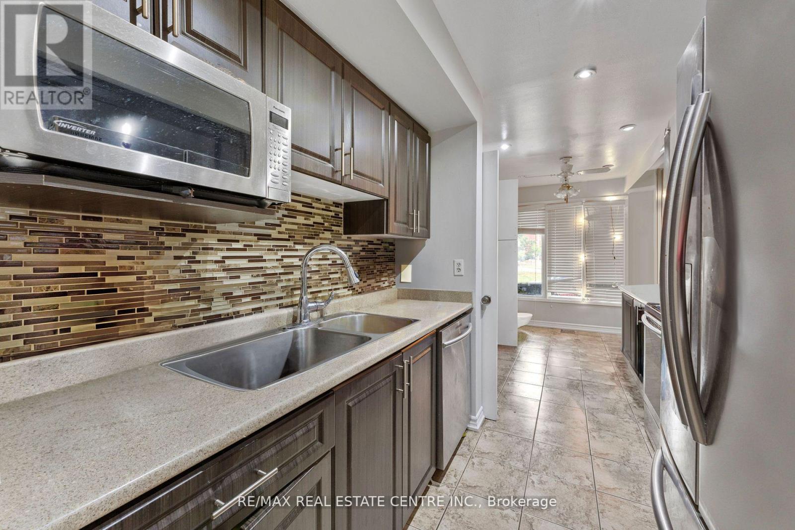 14 ELMVALE AVE