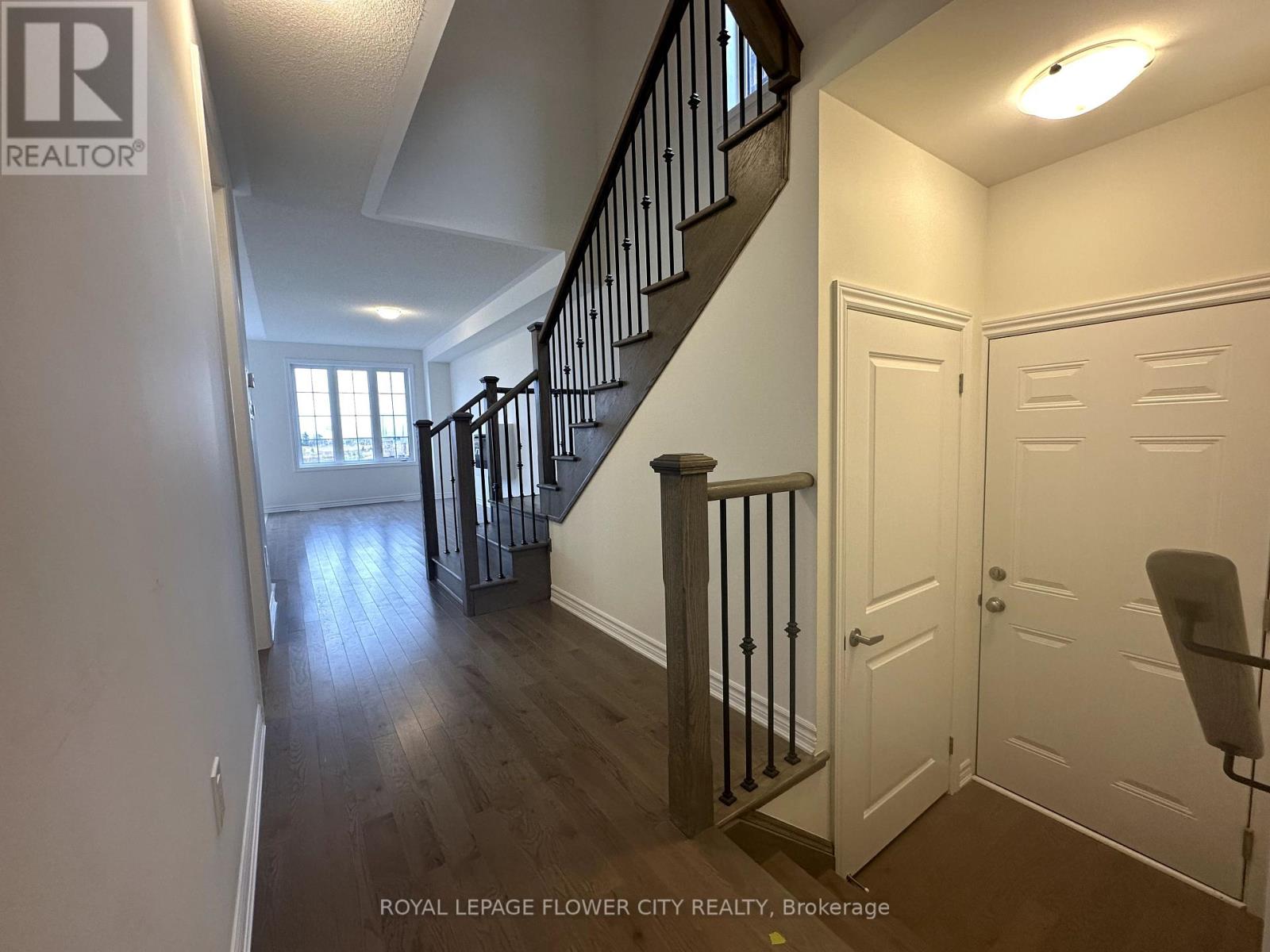9 MCCORMACK RD