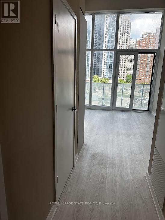 U401 3883 QUARTZ RD, #Unit401