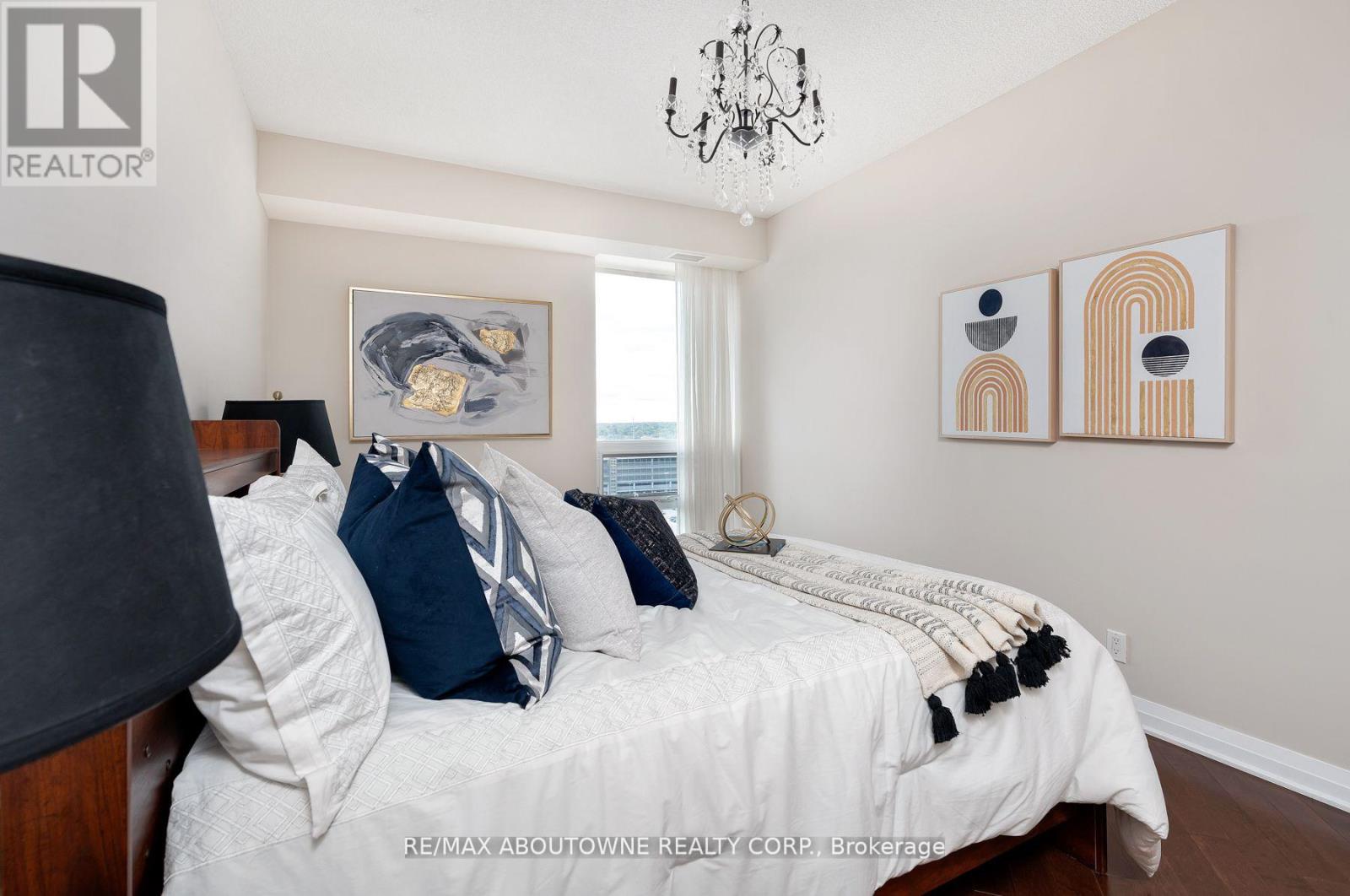 #1202 -1055 SOUTHDOWN RD, #1202