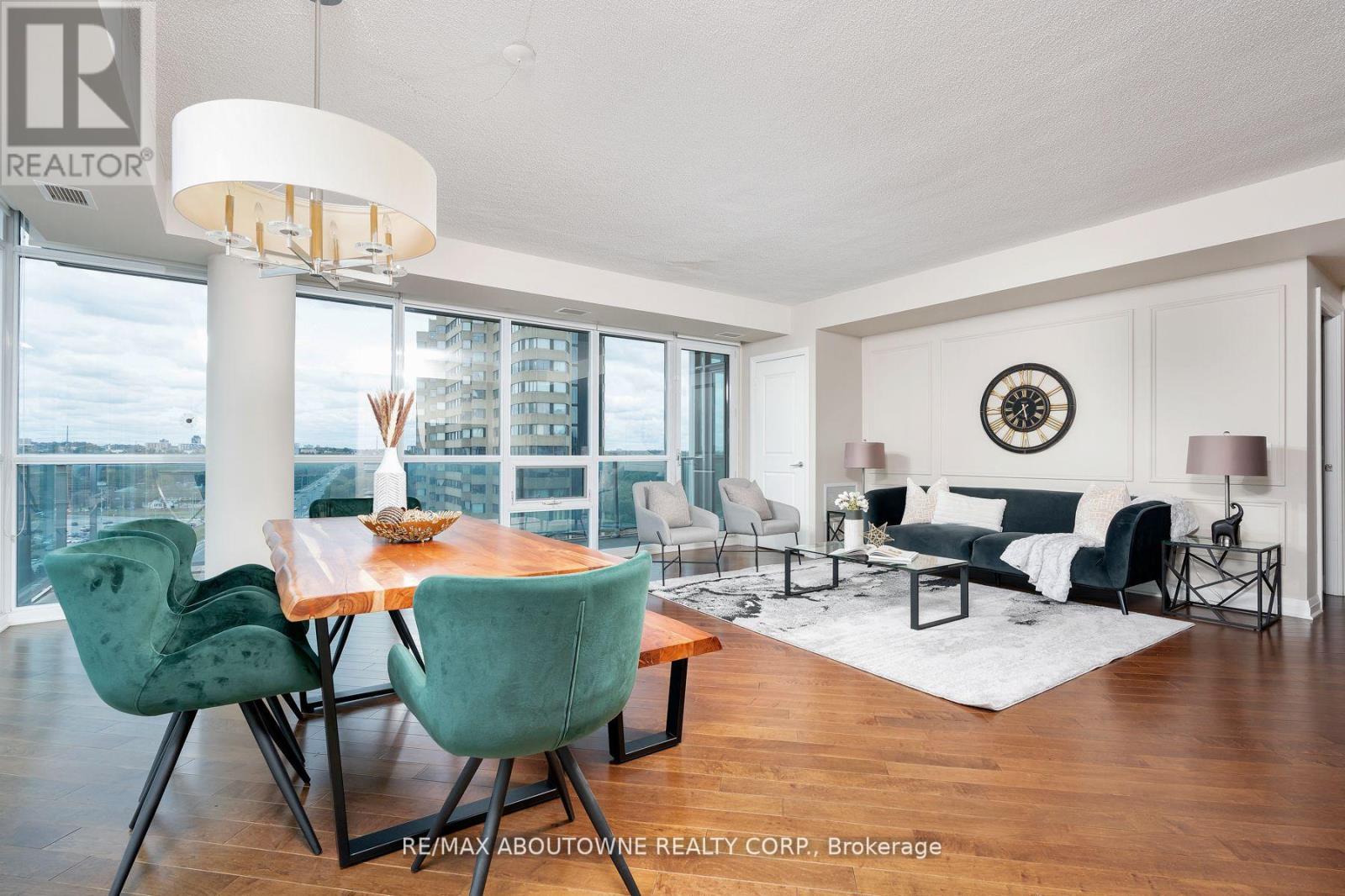 #1202 -1055 SOUTHDOWN RD, #1202