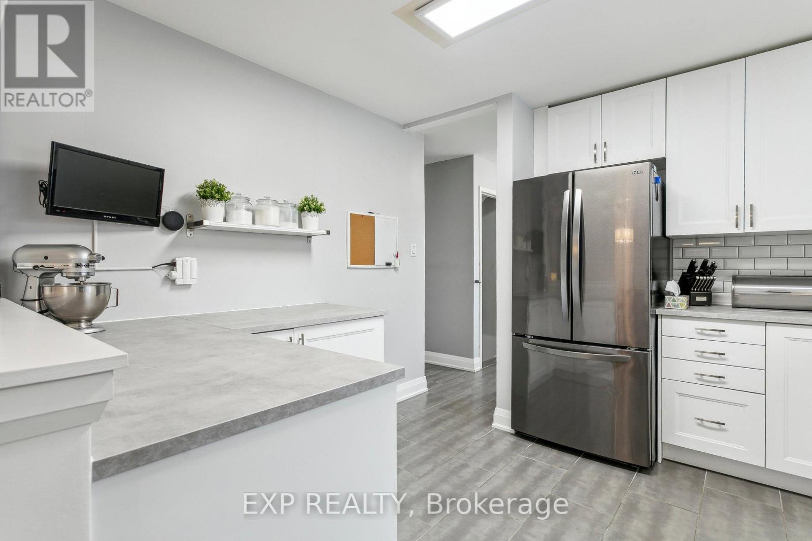 21 FIDELIA CRES
