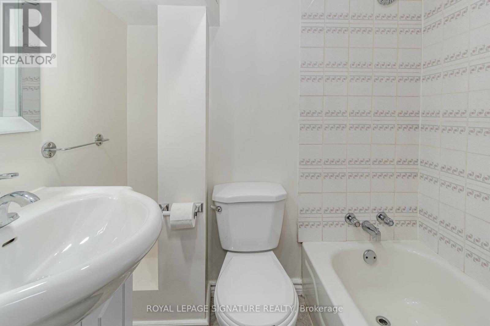 #6 -400 MISSISSAUGA VALLEY BLVD