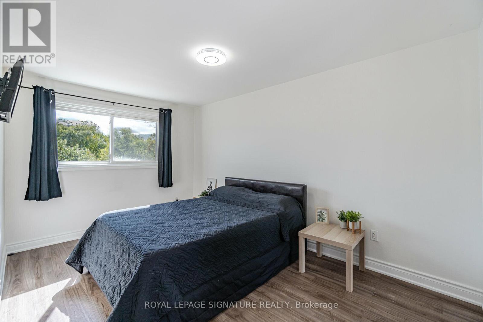 #6 -400 MISSISSAUGA VALLEY BLVD