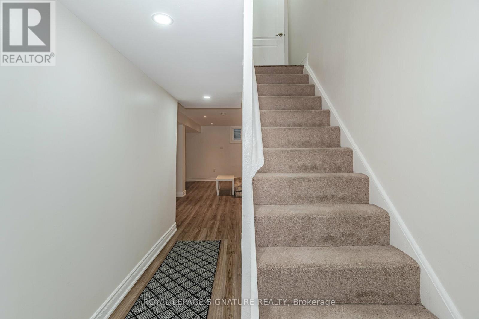 #6 -400 MISSISSAUGA VALLEY BLVD
