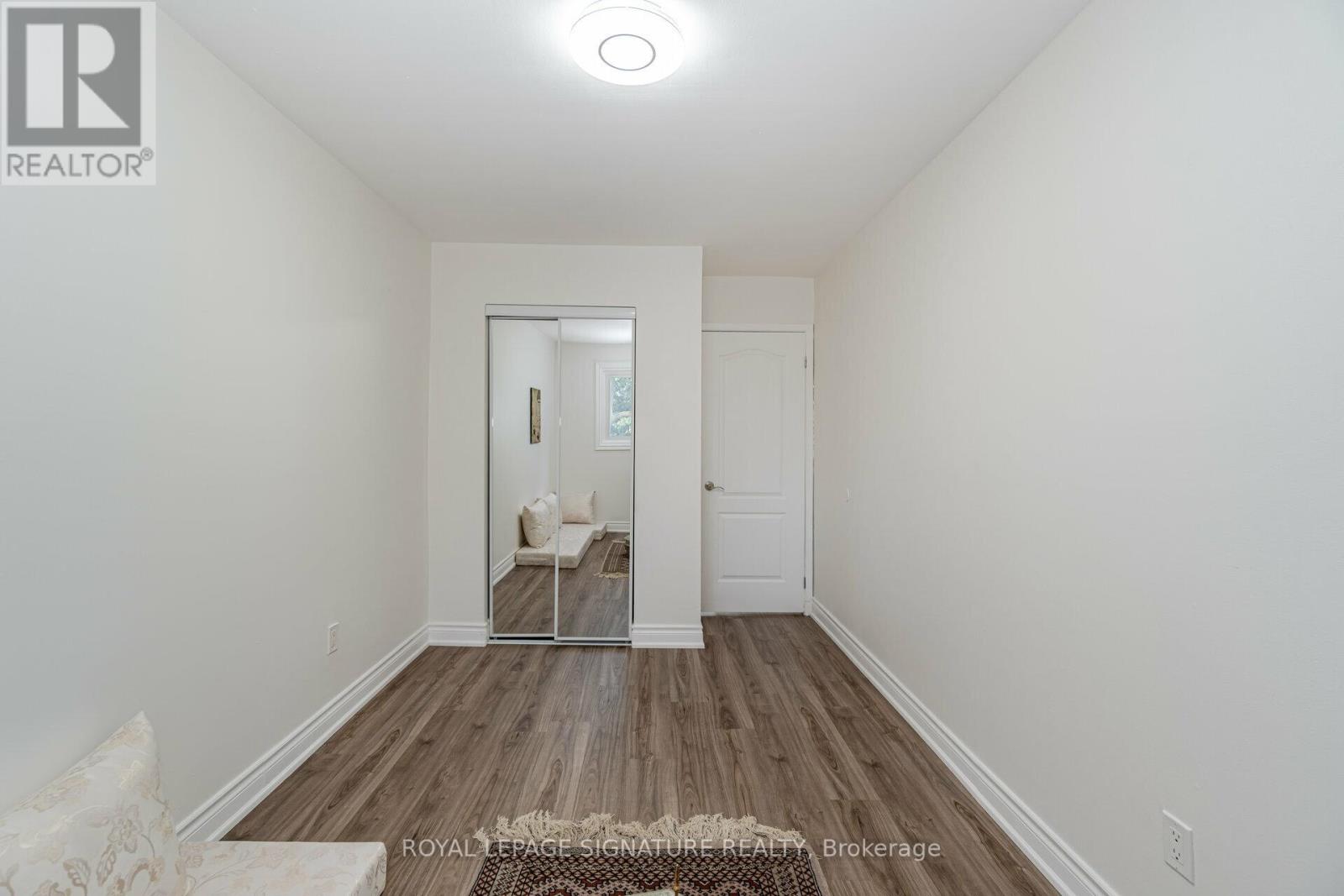 #6 -400 MISSISSAUGA VALLEY BLVD