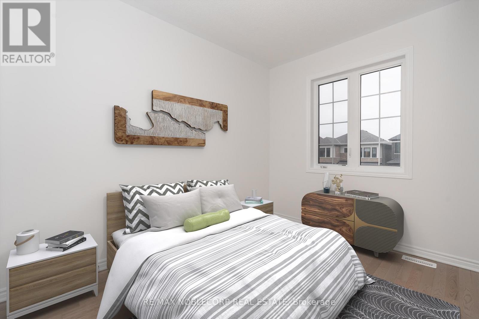 27 MOORHART CRES