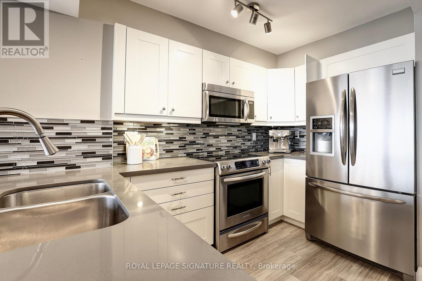 #1205 -50 EGLINTON AVE W, #1205