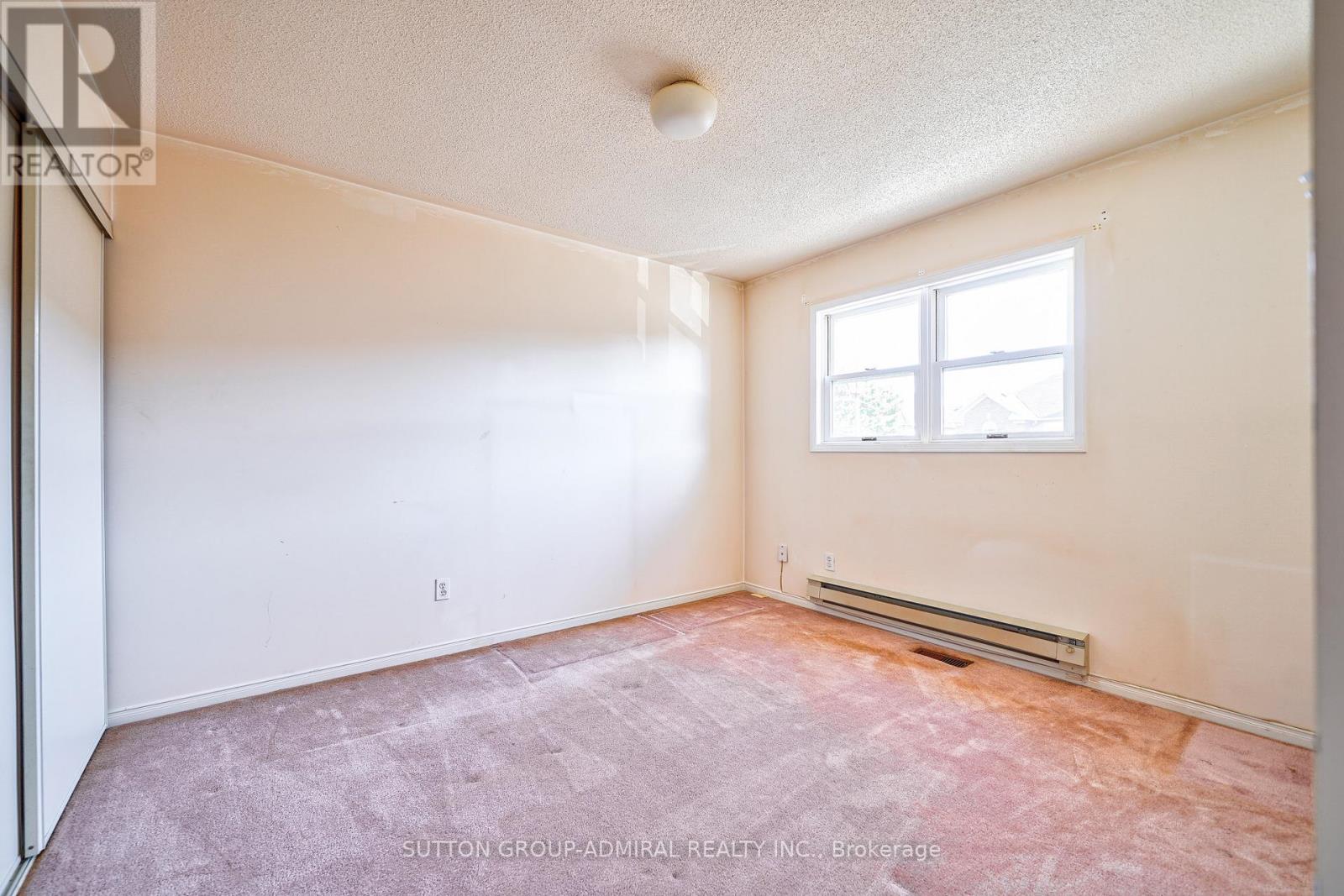 #44 -83 WICKSTEAD CRT, #44