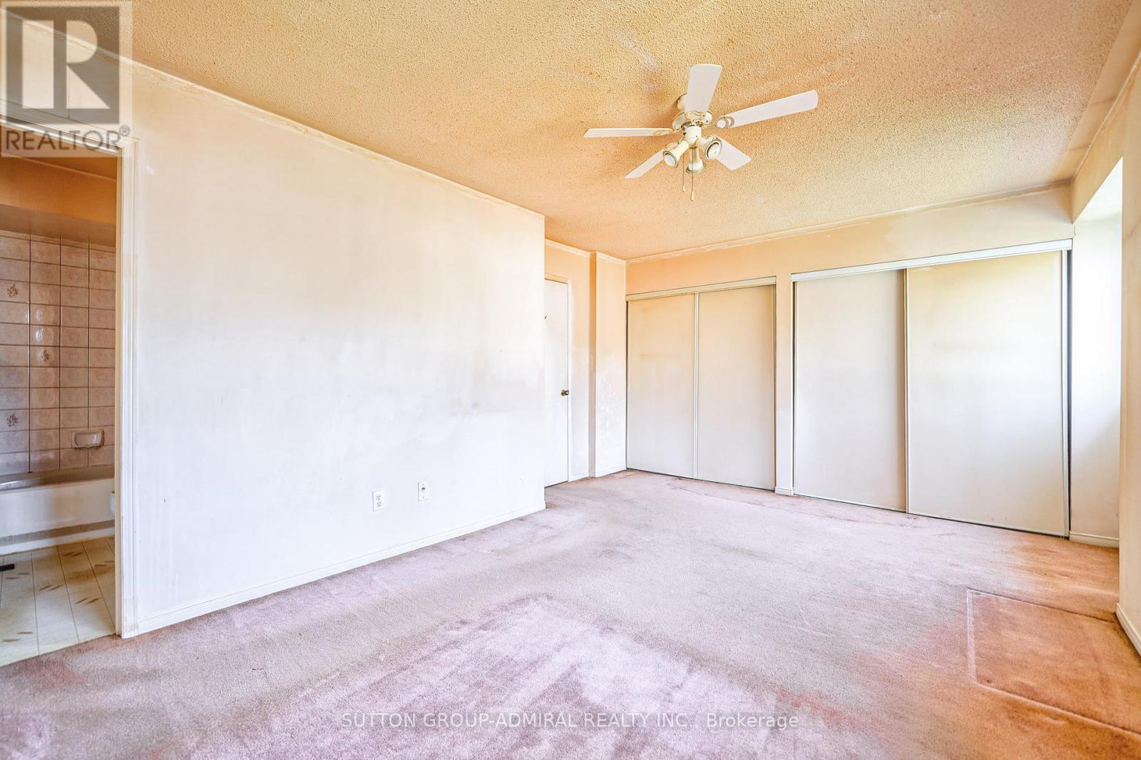 #44 -83 WICKSTEAD CRT, #44