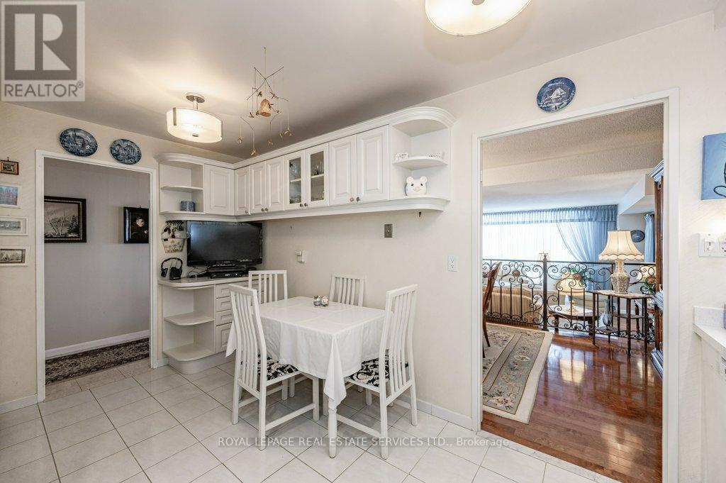#801 -2175 MARINE DR, #801