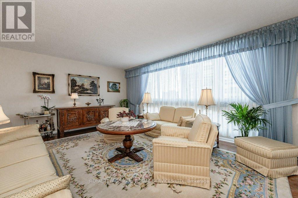 #801 -2175 MARINE DR, #801