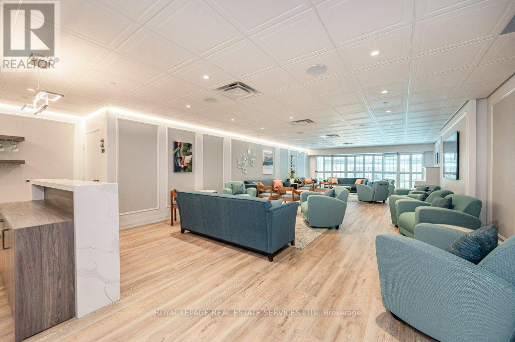 #801 -2175 MARINE DR, #801