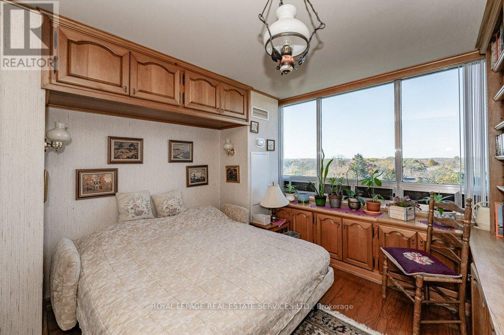 #801 -2175 MARINE DR, #801