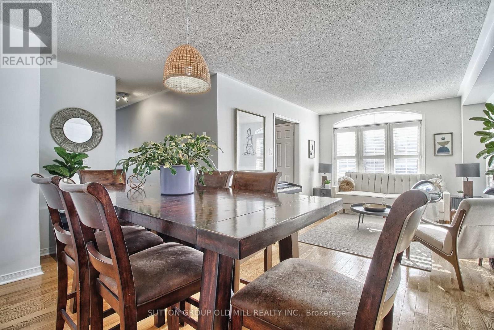 157 PRAIRIE ROSE CIRC