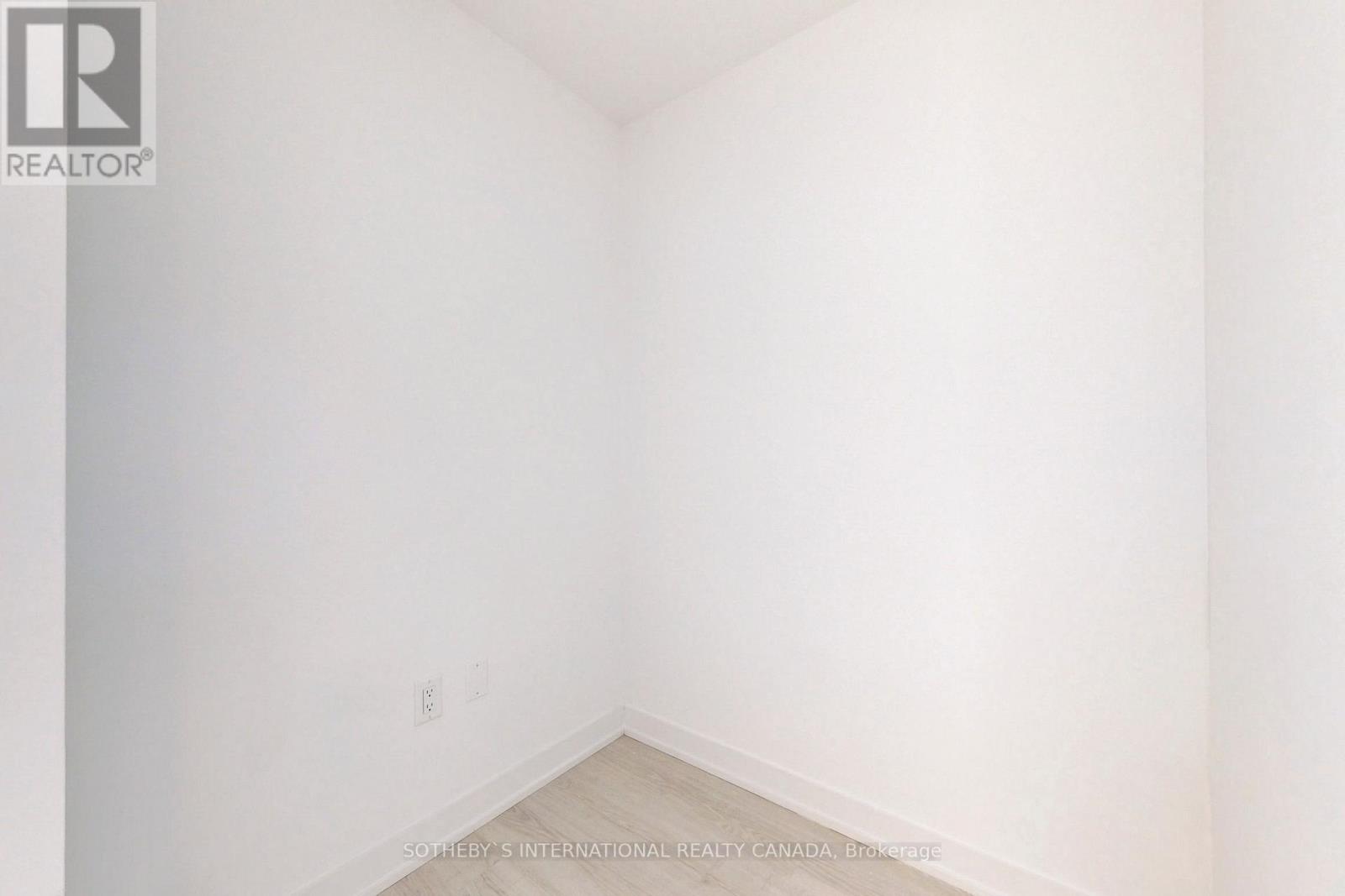 #1812 -3883 QUARTZ RD, #1812