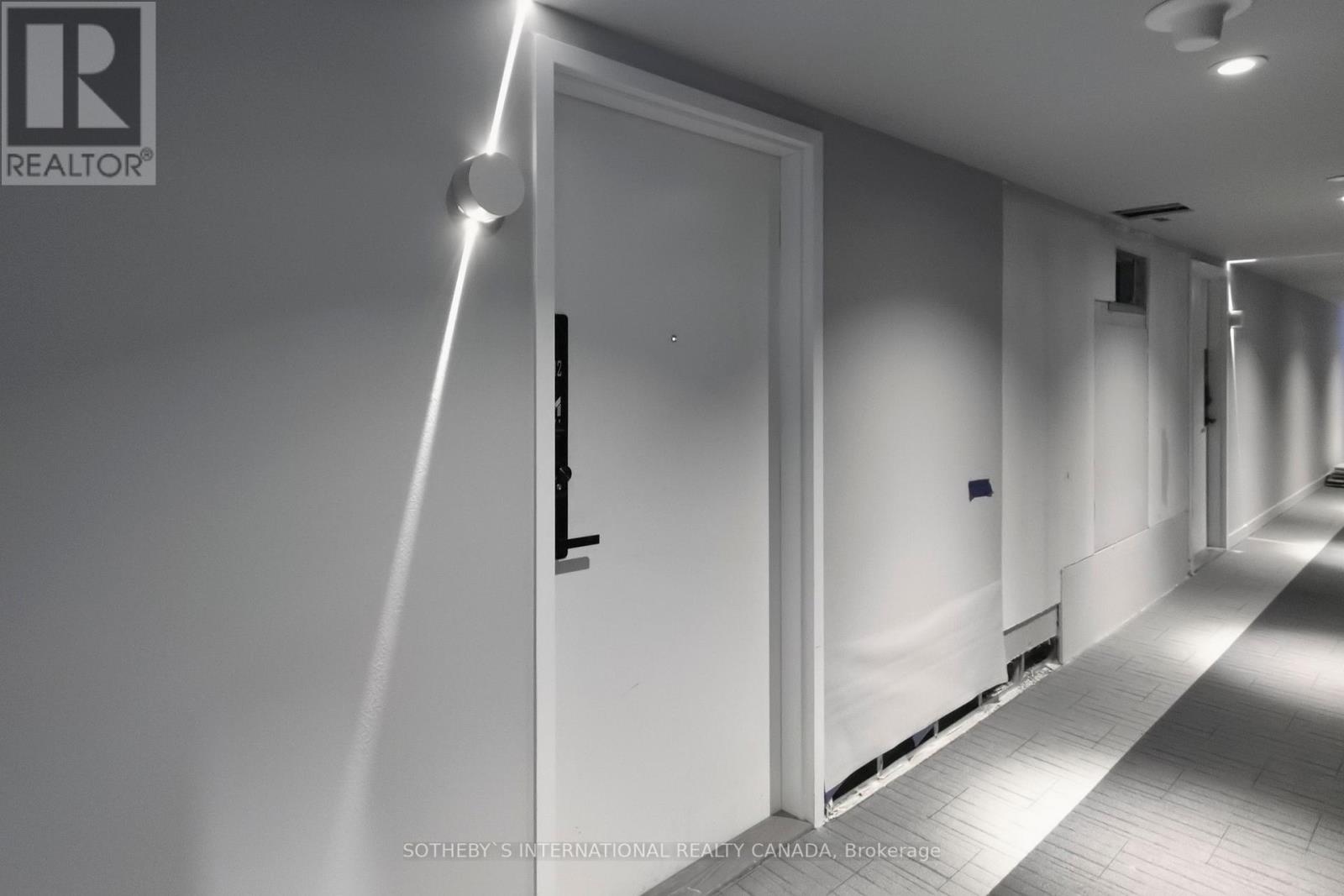 #1812 -3883 QUARTZ RD, #1812