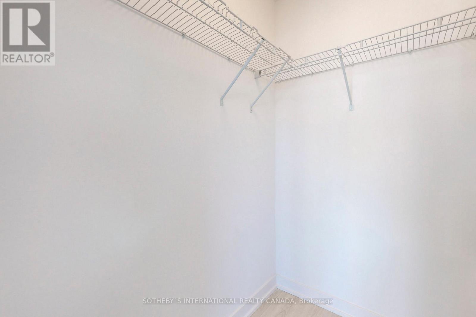 #1812 -3883 QUARTZ RD, #1812