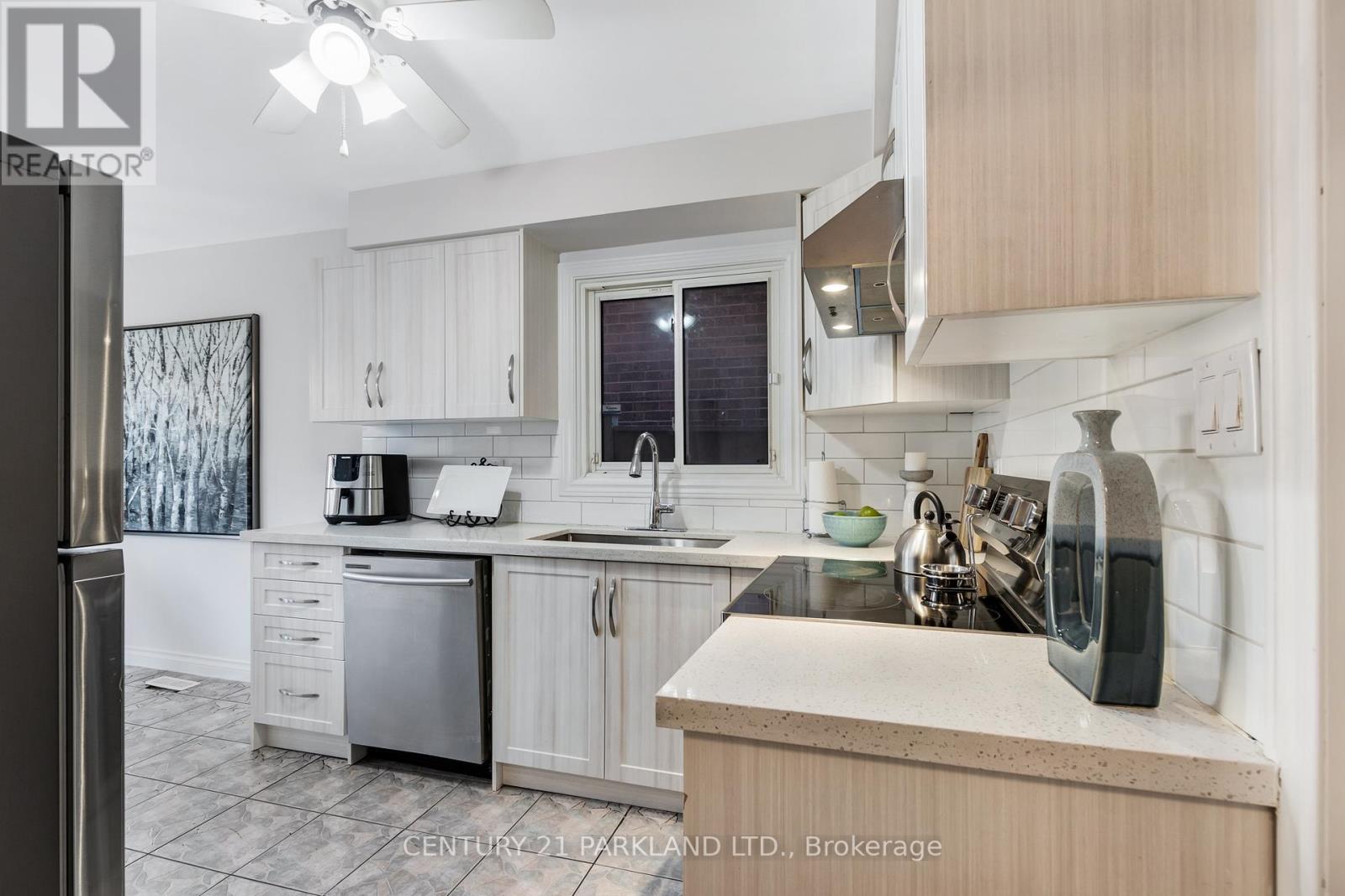 93 CANDY CRES