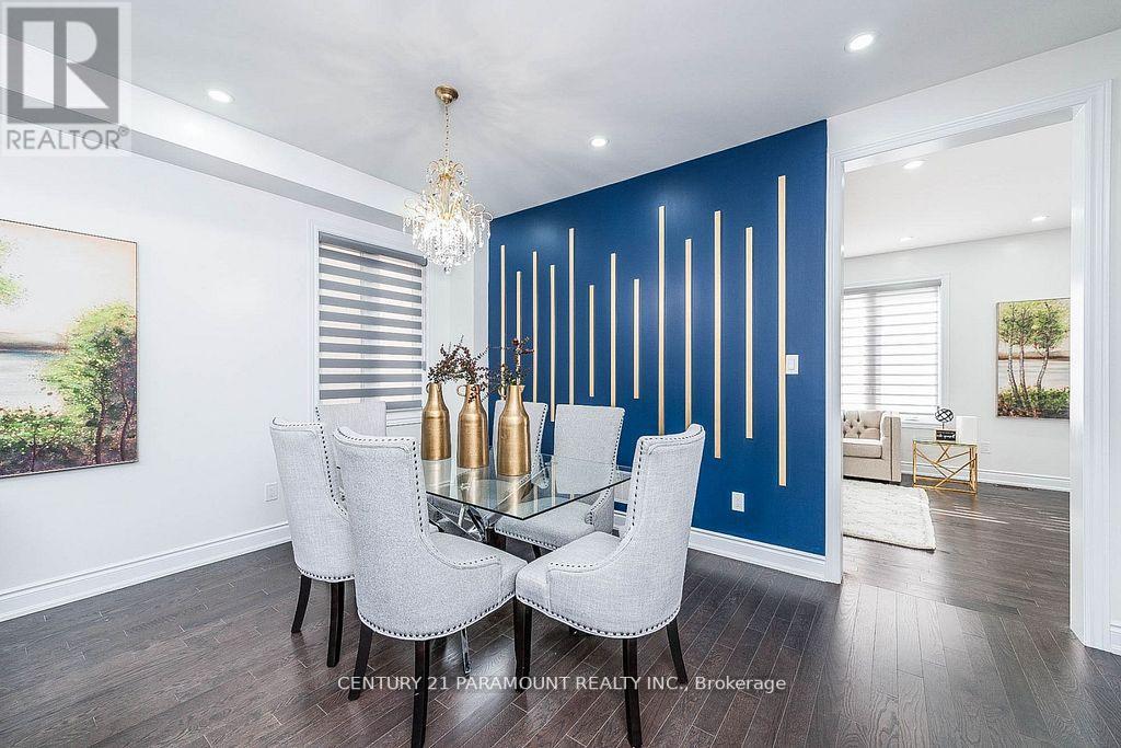28 LOWELL CRES